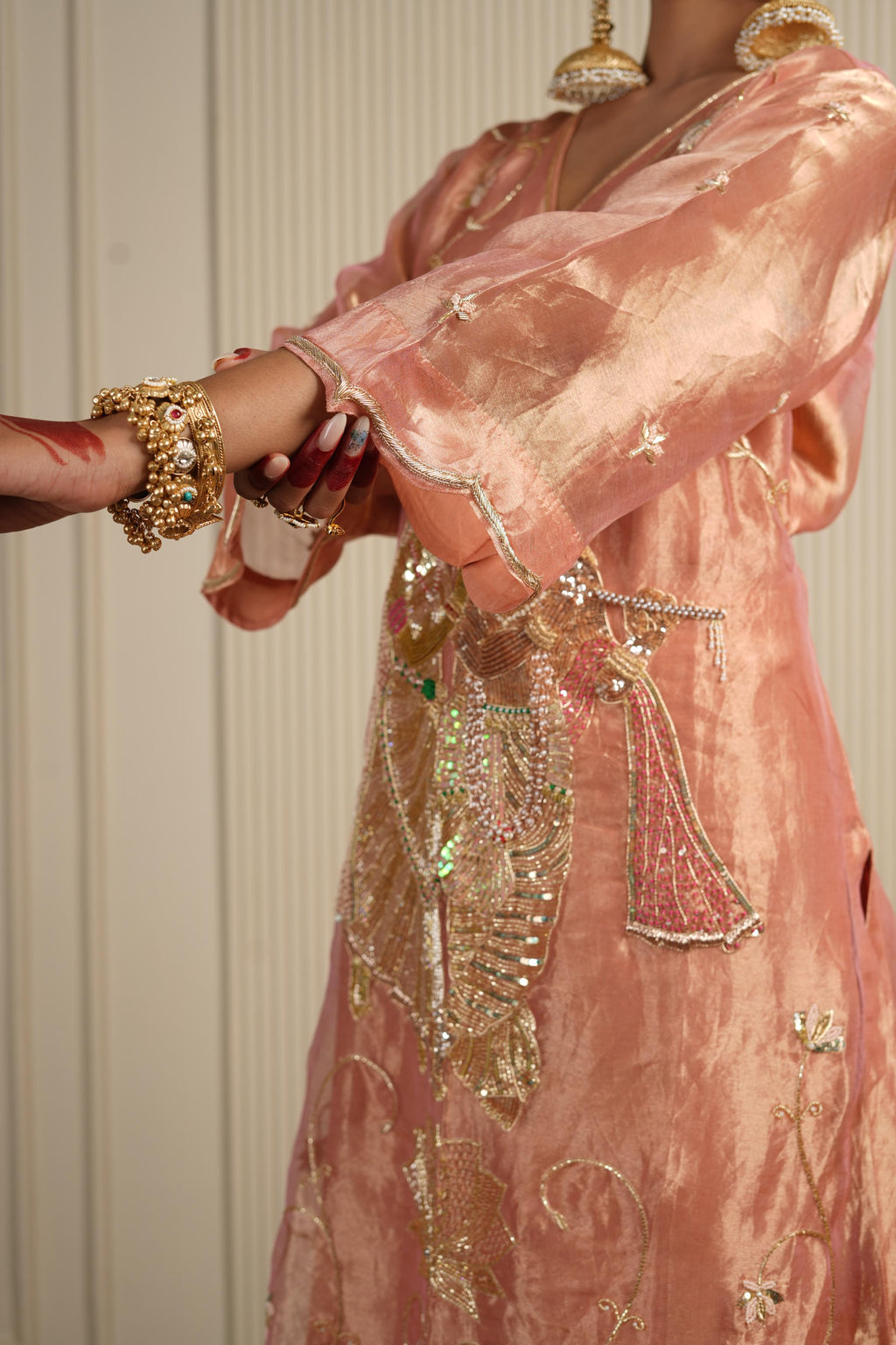 Women's Vintage Embroidered Peach kurta Set