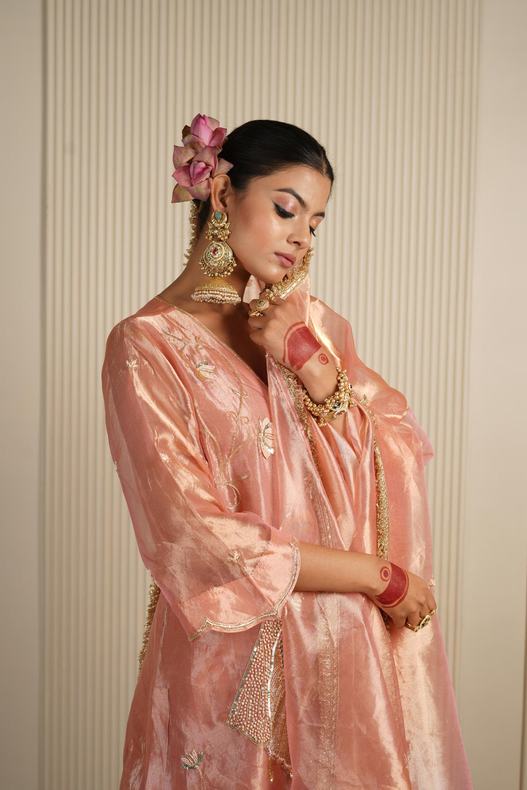 Women's Vintage Embroidered Peach kurta Set