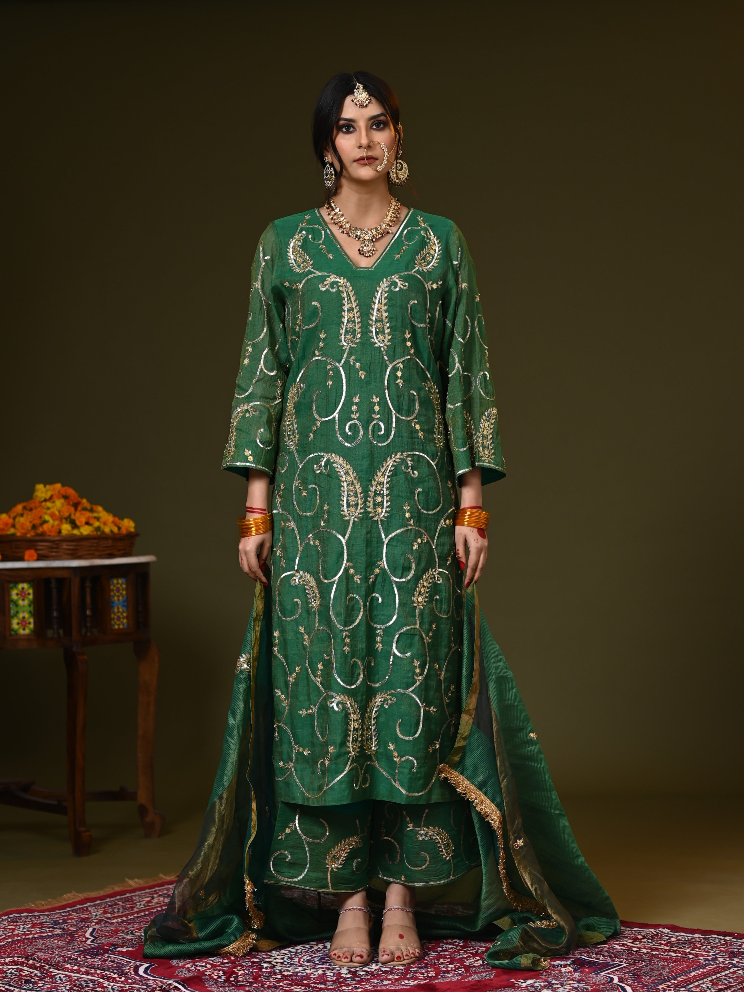 Women's Handcrafted Kora Silk Kurta Set with Mughal Motifs