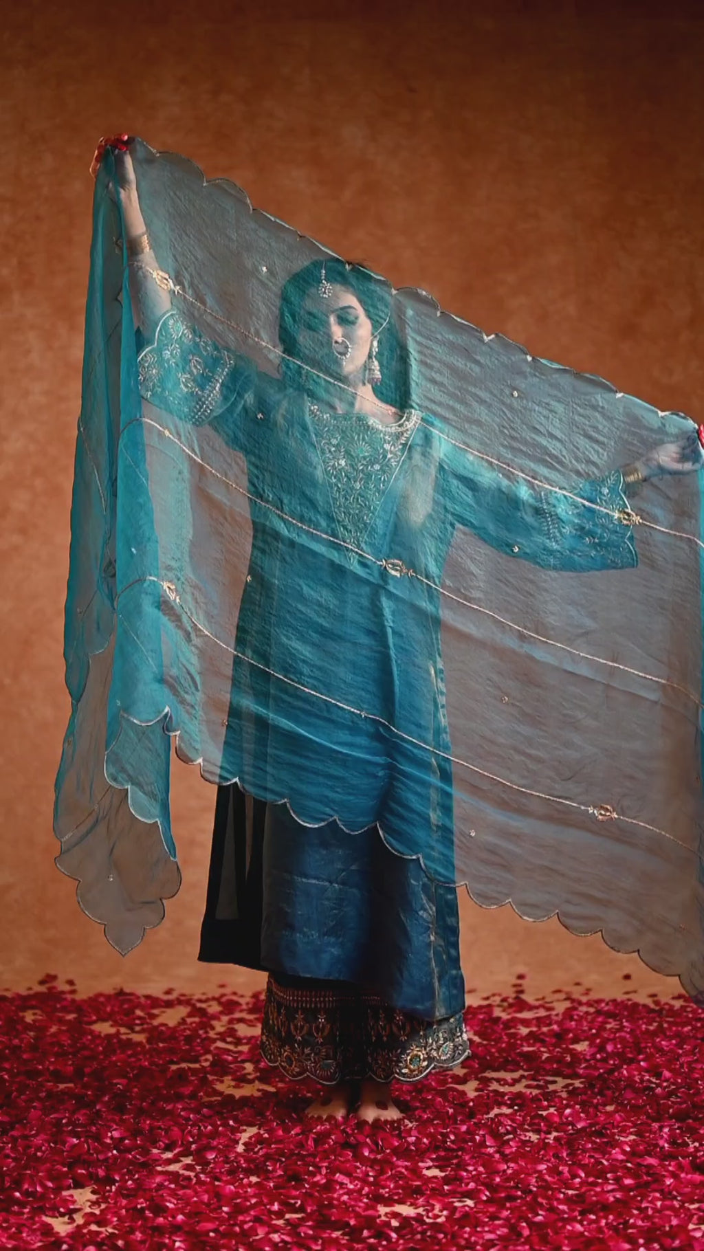 Women's Turquoise Organza Tissue Kurta Set