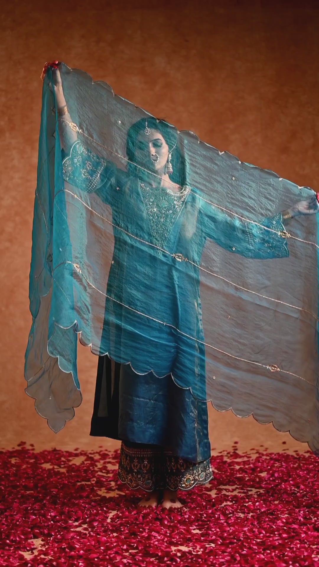 Women's Turquoise Organza Tissue Kurta Set